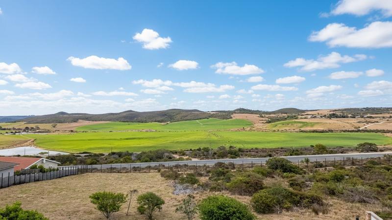 3 Bedroom Property for Sale in Reebok Western Cape